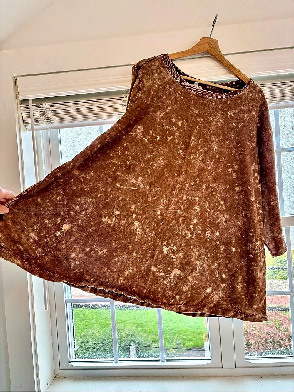 Trapeze-Style Top - Picture 2 of 6